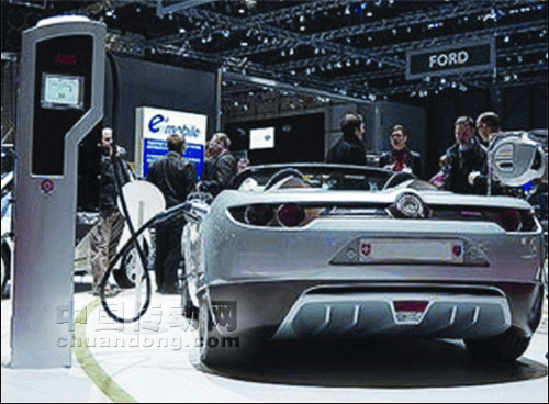 ABB在日內(nèi)瓦車展上展出功能完備的電動汽車快速充電站