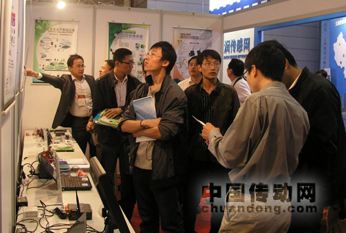 本次展覽會，泓格科技動態(tài)展示的WISE系統(tǒng)、PMMS電力監(jiān)控解決方案和RTU車載監(jiān)控系統(tǒng)吸引了自動化行業(yè)中參觀者的駐留