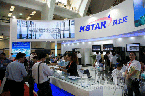 引領行業(yè)創(chuàng)新趨勢  科士達閃耀2011中國國際金融展